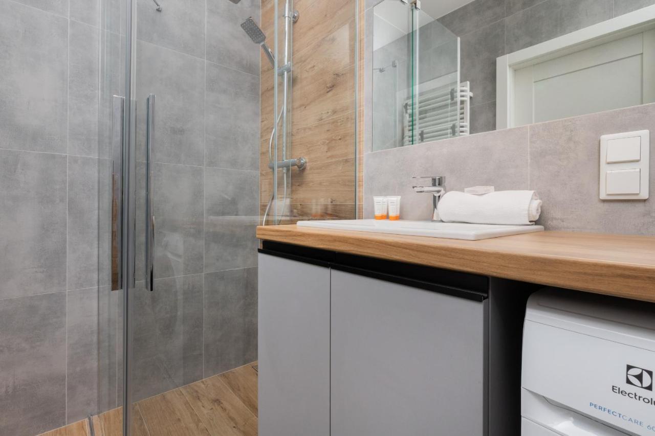 Nowa Letnica Apartments With Sauna & Gym & Kids Play In Gdansk By Noclegi Renters Exterior photo